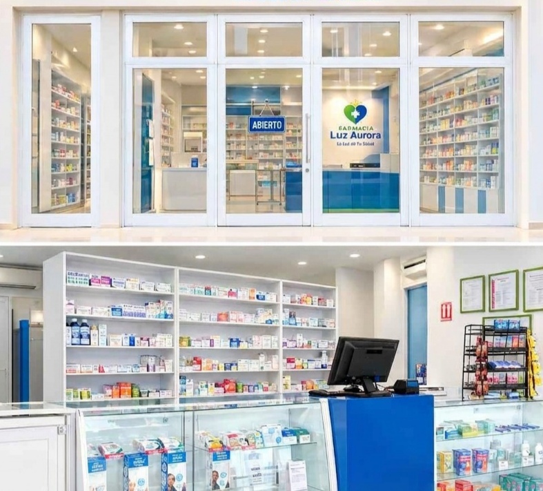 Fachada e interior de Farmacia Luz Aurora en Coatzacoalcos, Veracruz